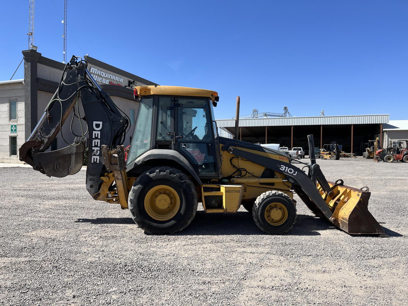 ./imagenes/INVOICE/2019/17610/RETROEXCAVADORA JOHN DEERE 310J (21).JPG